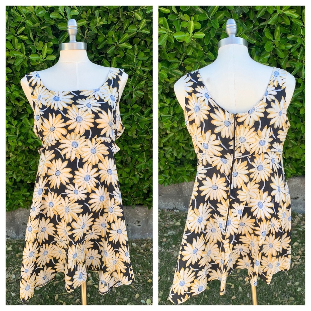 ⚡️SOLD⚡️Vintage 1990s Grunge Floral 90210 Dress